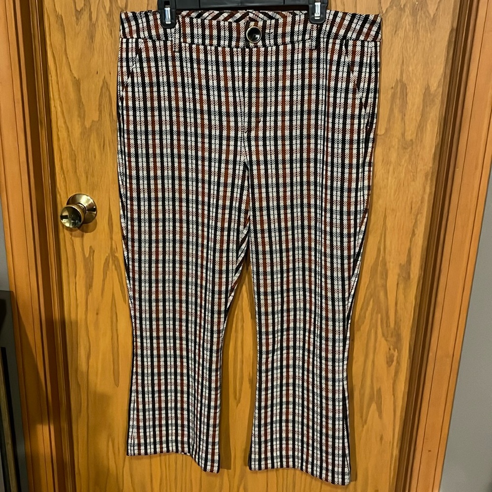 CAbi Jazzy Kick Flare #4131 size 14